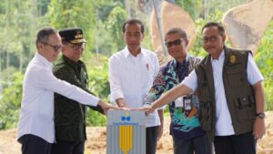 Presiden Jokowi Groundbreaking Bankaltimtara di IKN, Dorong Konsorsium Bank untuk Perkuat Ekonomi Kalimantan