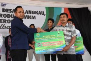 Muhammad Udin Ikut Peresmian Kantor Desa Selangkau dan Dukung Pengembangan UMKM di Kutai Timur