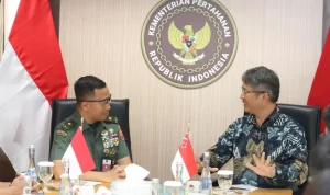 Kemhan Indonesia dan Singapura Jajaki Kerja Sama dalam Komunikasi Pertahanan