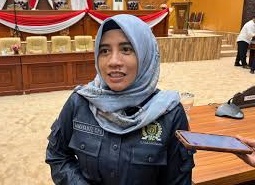 Damayanti Soroti Kurangnya Sekolah Negeri dan Kelangkaan BBM di Balikpapan Tengah